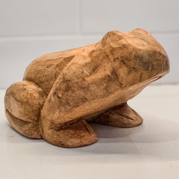 Gorgeous Handcarved Frog Decor-Primitive-Rustic-Country-Farmhouse-Cottage - Picture 2 of 7